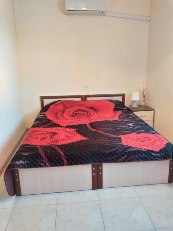 Solnechny Bereg Guest House Gudauta Εξωτερικό φωτογραφία