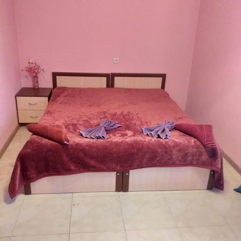 Solnechny Bereg Guest House Gudauta Εξωτερικό φωτογραφία