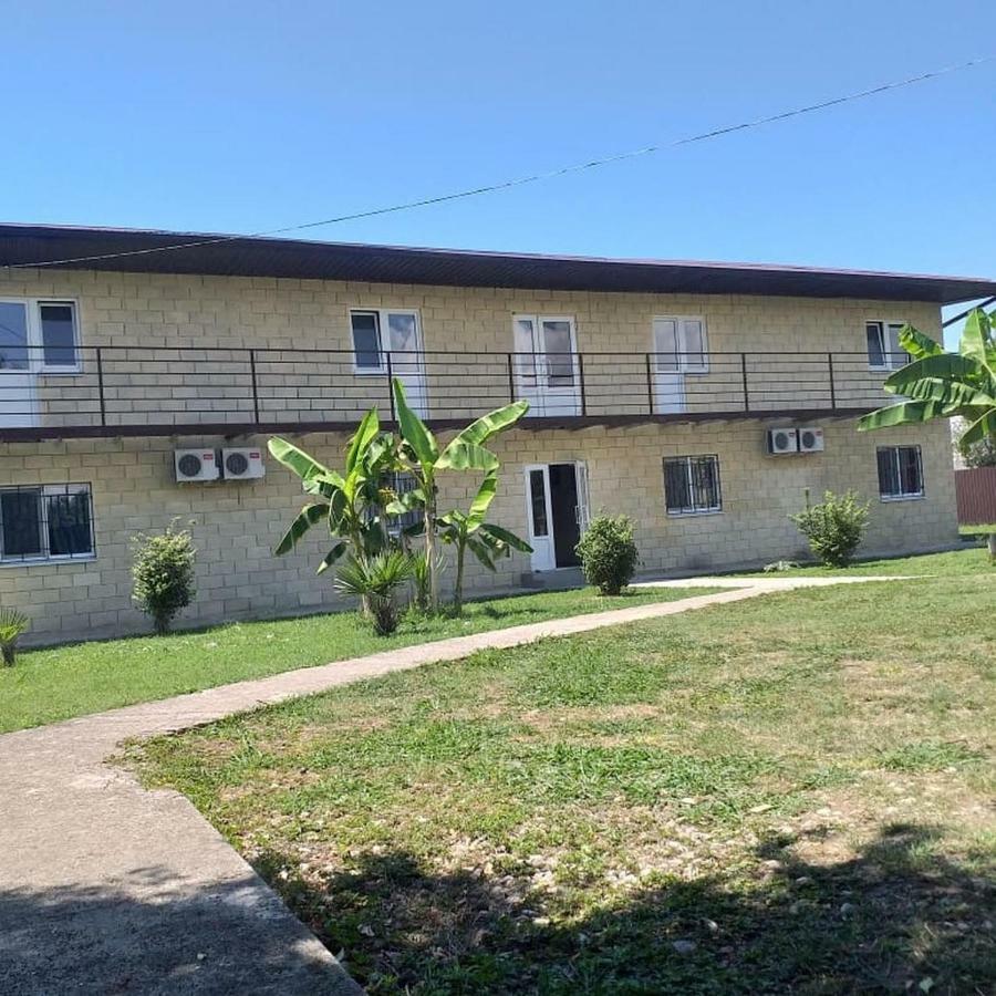 Solnechny Bereg Guest House Gudauta Εξωτερικό φωτογραφία
