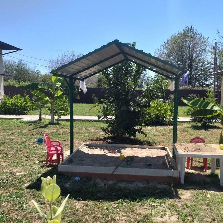 Solnechny Bereg Guest House Gudauta Εξωτερικό φωτογραφία